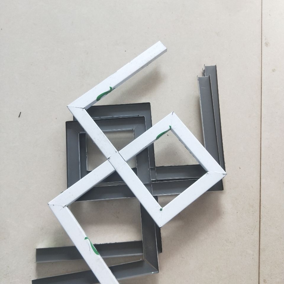 《不锈钢u 型条角花黑钛金角花装饰条中国结角花u型条金属包边条 10*