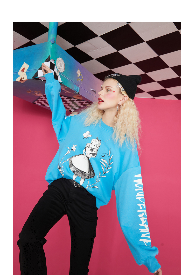 预计8月10日发货爱丽丝联名妖精的口袋复古印花圆领卫衣女2021春季