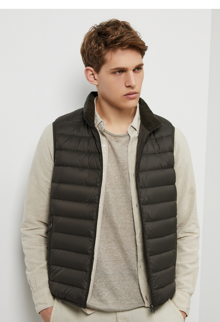 波司登轻薄羽绒马甲男士短款立领休闲舒适保暖背心