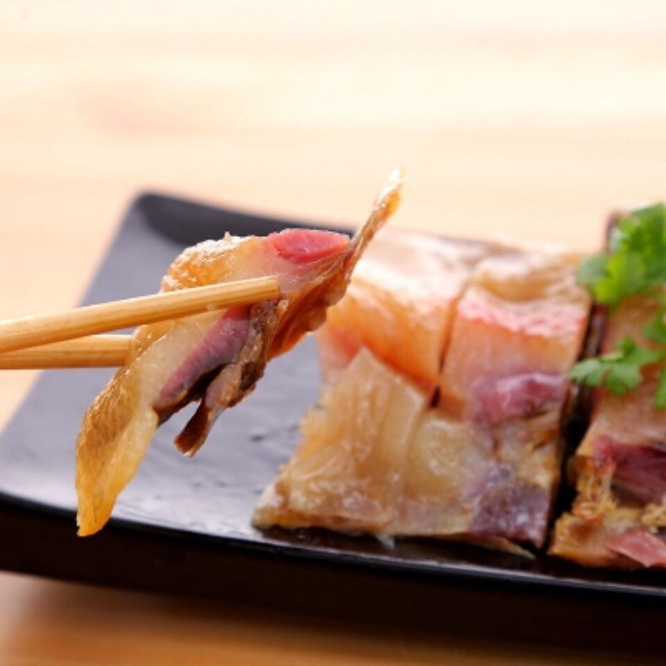 江西腊鸭板鸭特产腊肉农家自制风干鸭整只咸鸭成年鸭腌制咸肉腊味