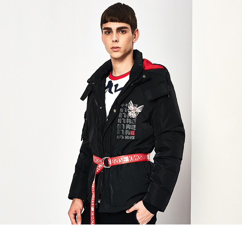 马克华菲冬新款可爱狗头印花撞色休闲短款男士羽绒服