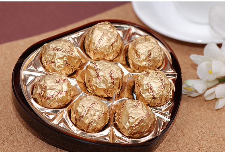 梁丰 金梦果仁威化巧克力100g礼盒装喜庆糖果生日新年礼物年货福利