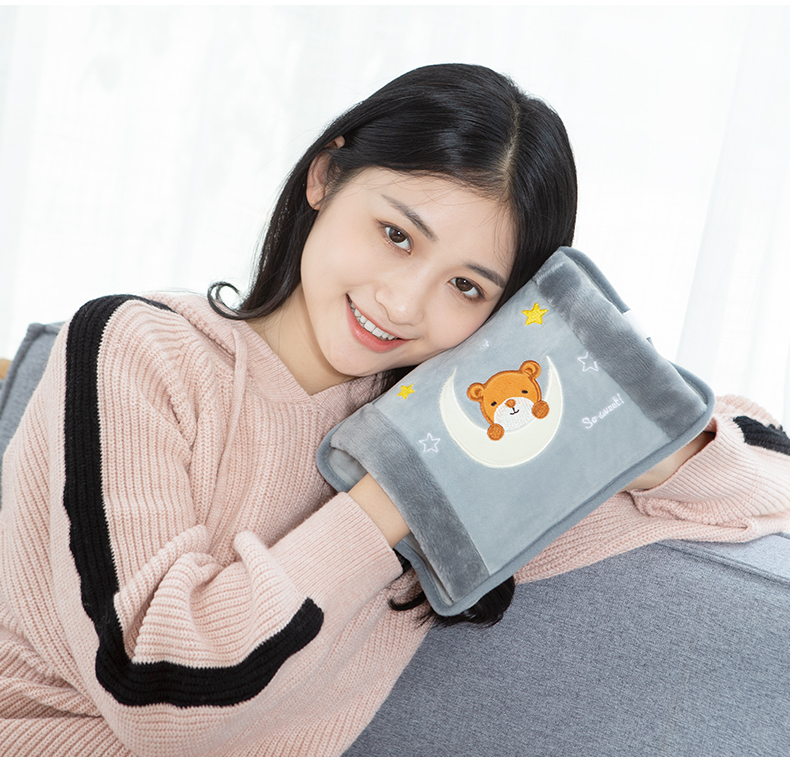 封后热水袋充电暖手宝电热宝暖宝宝毛绒可爱双插手注水防爆