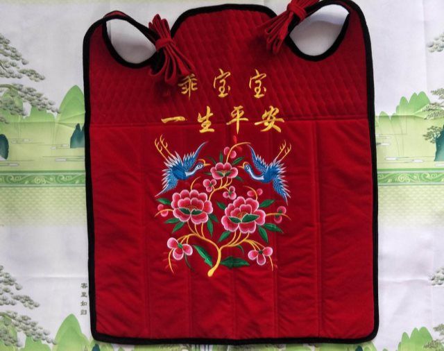 《背娃娃的背带婴儿传统老式婴幼儿背被带前后背式宝宝背小孩的围