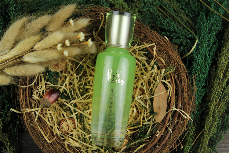 5年产地:中国上海上海市国产/进口:国产类别:保湿水品牌:百雀羚