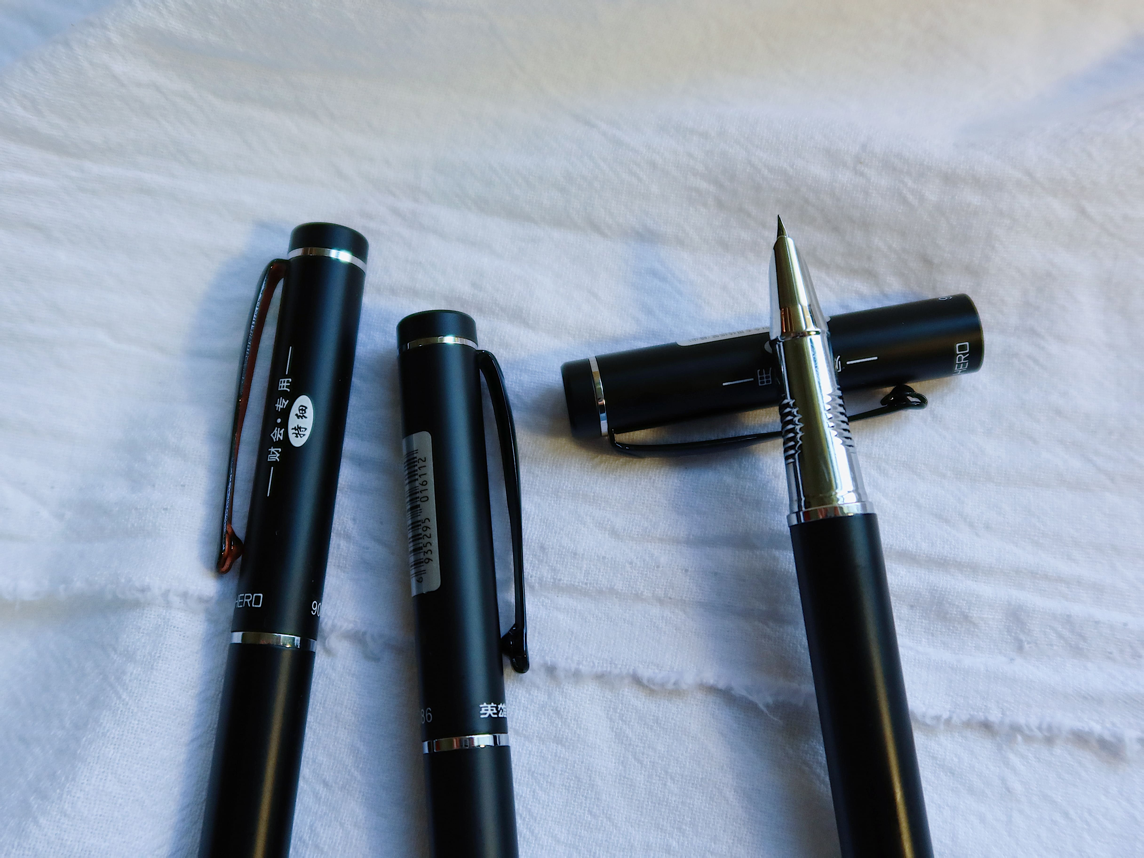 喻娄儿童文具9086 喻娄自用钢笔特细暗尖钢笔学习办公练字儿童笔