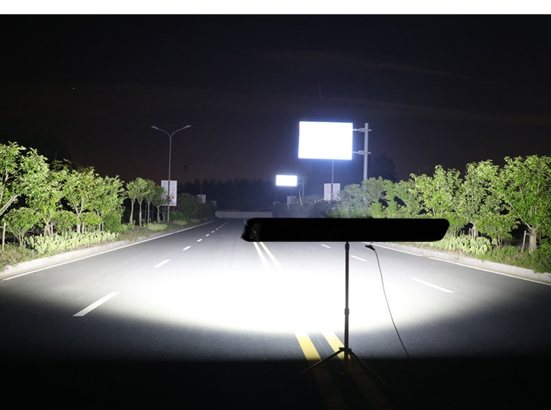 闪电客自驾照明1 汽车led长条射灯超亮强光12v大灯货车24v爆闪中网