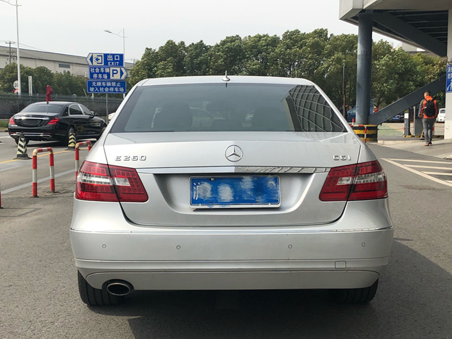 訂金銷售奔馳benz2010款奔馳e級e260lcgi優雅型二手汽車中大型車