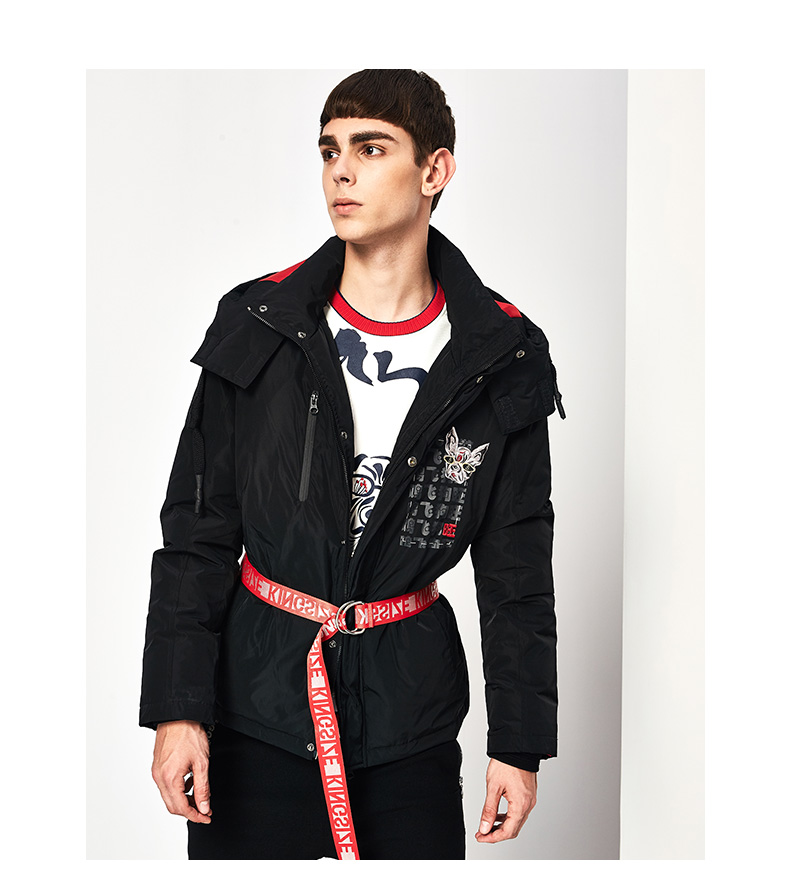 马克华菲冬新款可爱狗头印花撞色休闲短款男士羽绒服