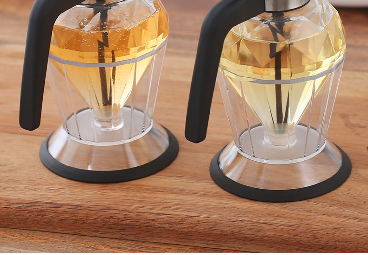 分配倒油壶家用钻石玻璃防漏倒油瓶按压式调料罐蜂蜜糖浆分发工具