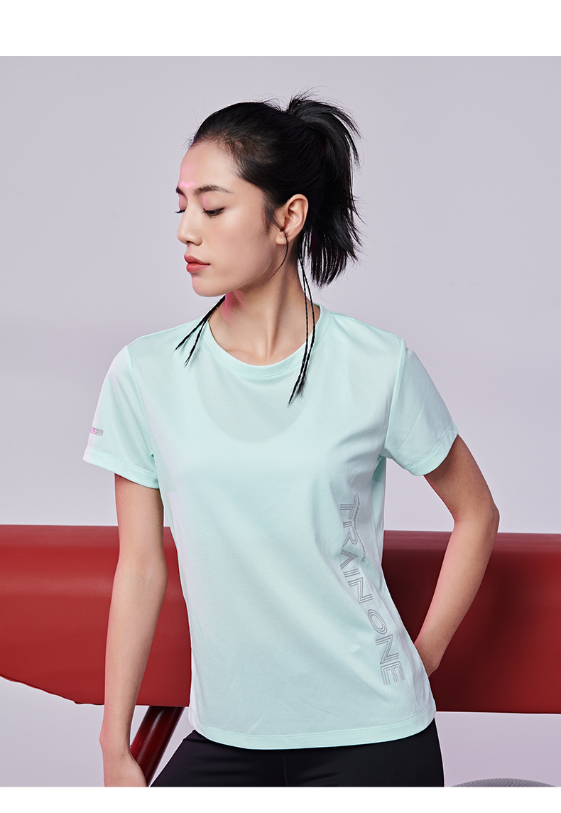 361°女士t恤 361°运动t恤女2021新款透气短t圆领上衣宽松短袖【价格