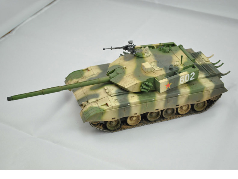 小号手军事塑料拼装模型00344 仿真1/35中国96式主战坦克双带电机
