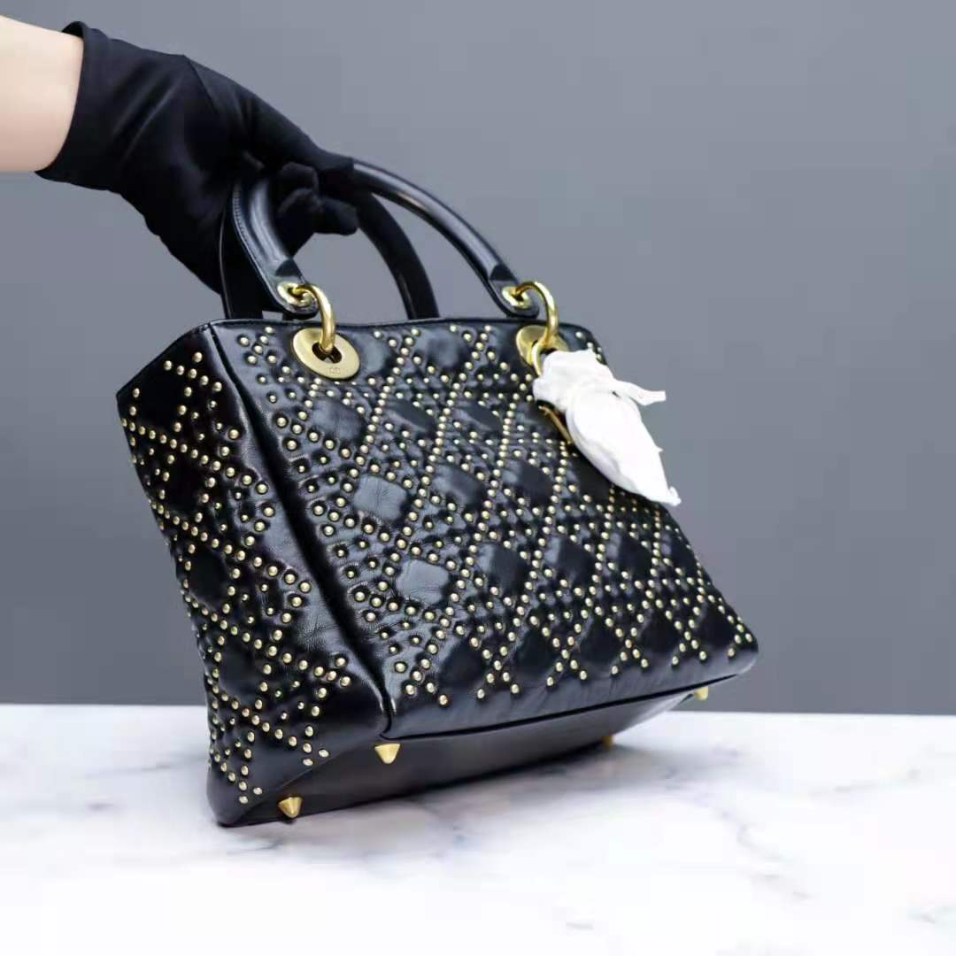 迪奥(dior)二手皮具箱包手提 【二手95新】dior迪奥铆钉新款lady四格