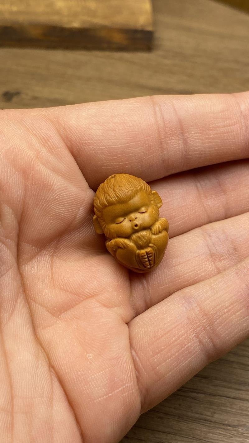 橄榄核雕刻小猴子单籽挂坠橄榄胡油核精工可爱猴子单颗吊坠文玩t15