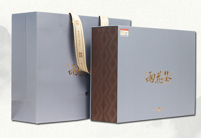 聚宁(juning)江苏南京雨花茶2020新茶南京特产绿茶礼盒装