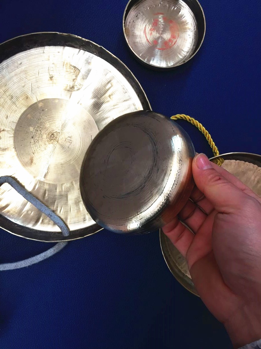 川剧马锣道场马锣云锣月锣当锣响铜锣青铜马锣直径20厘米两个孔