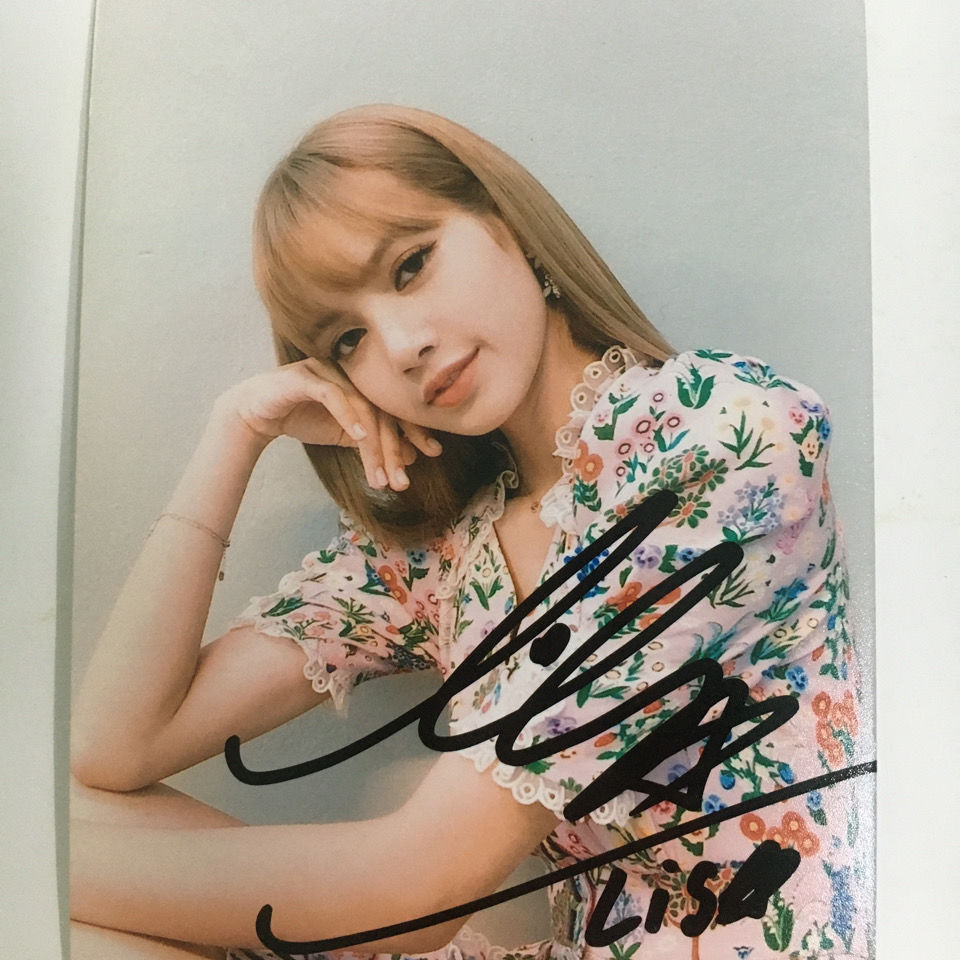 lisa签名照亲笔签名图片