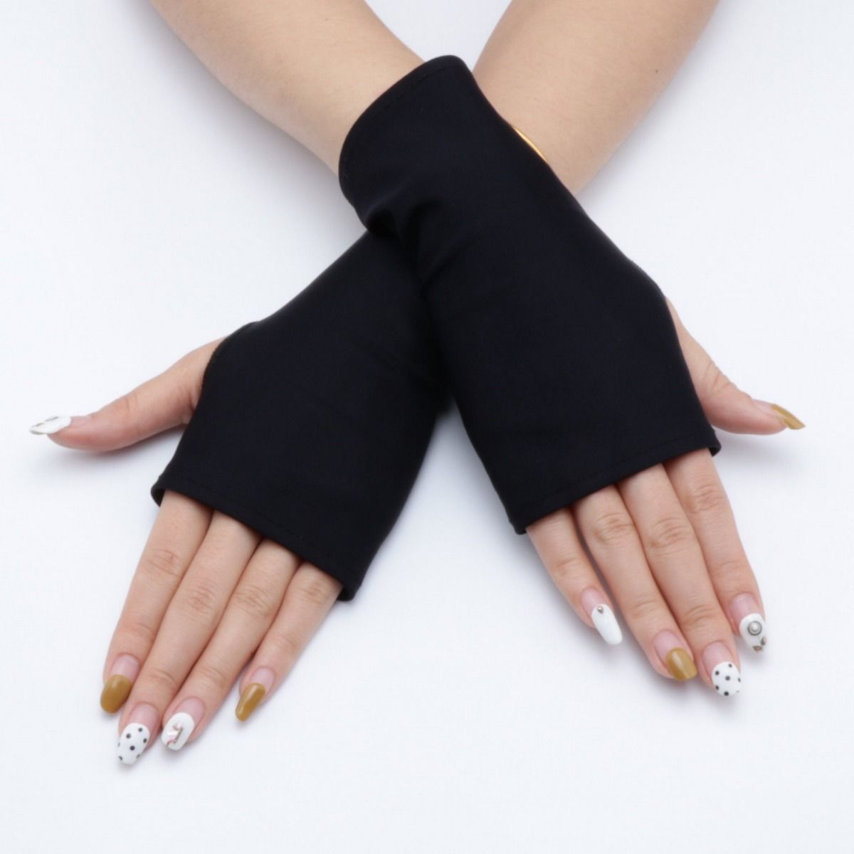 无指采茶手套夏季薄款冰丝露半掌防晒春秋开车漏指骑行钓鱼手套女