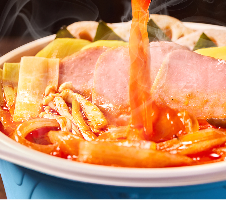 杨国福麻辣烫午餐肉香肠片番茄自热麻辣烫410g自热火锅速食番茄味