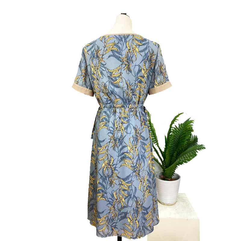 蕾伊娜连衣裙 蕾伊娜商场同款2020春夏短袖女圆领修身蓝色花系带中淑