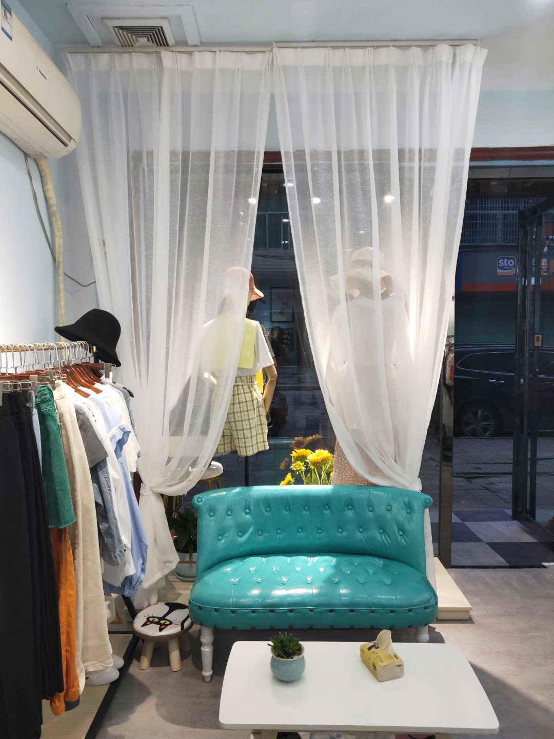 服装店橱窗纱帘ins网红风纱帘简约半麻纱帘模特背景窗帘布 三维工匠