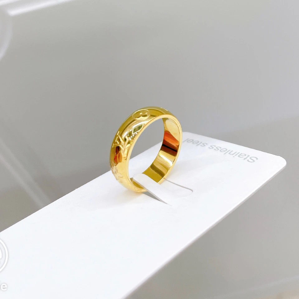 孤品钛钢戒指不掉色断码特价时尚大牌戒指孤品戒指5号