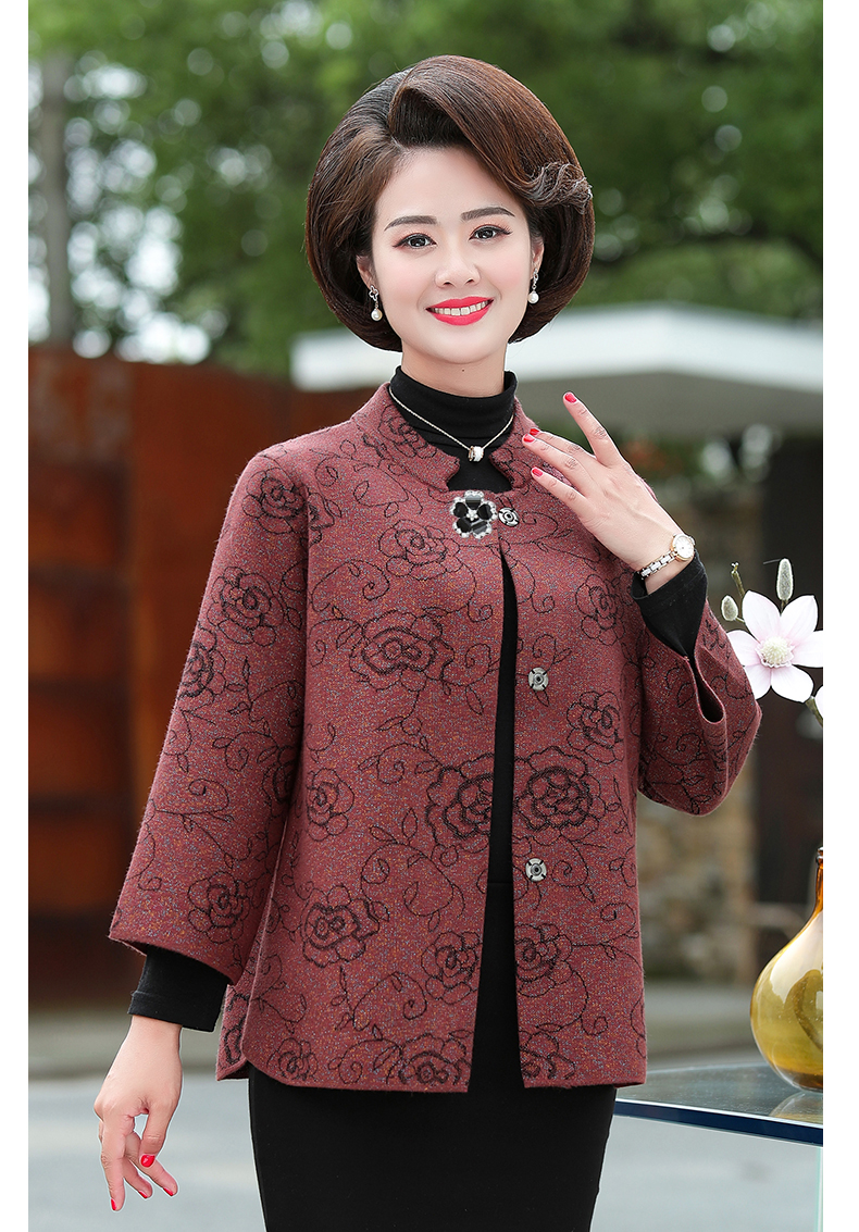情稚中老年女装 妈妈外套秋冬短款外衣初秋中老年女2019新款套装洋气