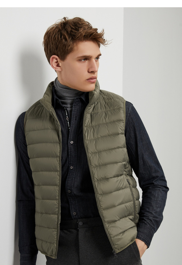 波司登轻薄羽绒马甲男士短款立领休闲舒适保暖背心