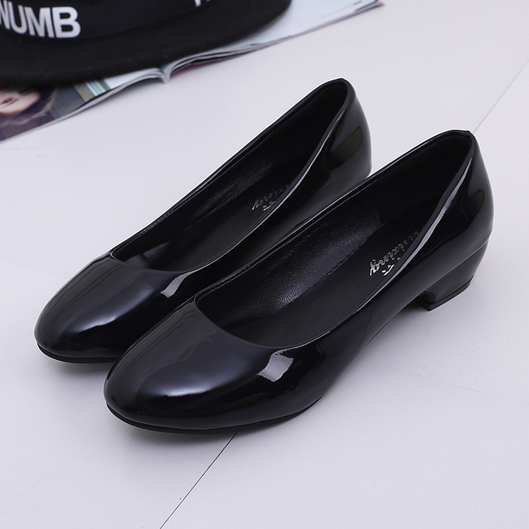 语娄女士圆头单鞋594875008316 3cm小低跟粗跟单鞋黑色皮鞋工作鞋浅口