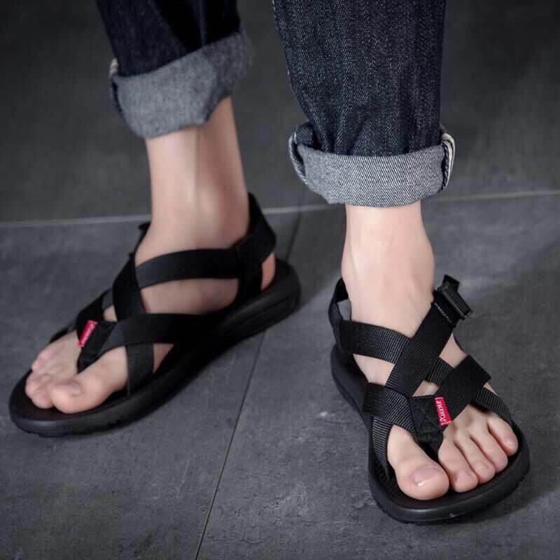 夹脚男凉鞋2020新款夏季沙滩鞋涉水户外夹趾越南雨天防滑外穿凉鞋红色