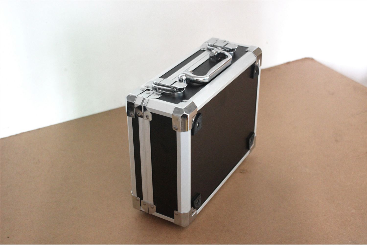 空箱 铝合金密码箱手提箱证件收纳箱保险箱仪器设备展示箱五金工具箱