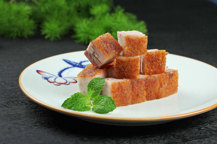 正宗广东特产黄金脆皮烧肉卤五花肉化皮烧腊粤菜美食新鲜烤肉