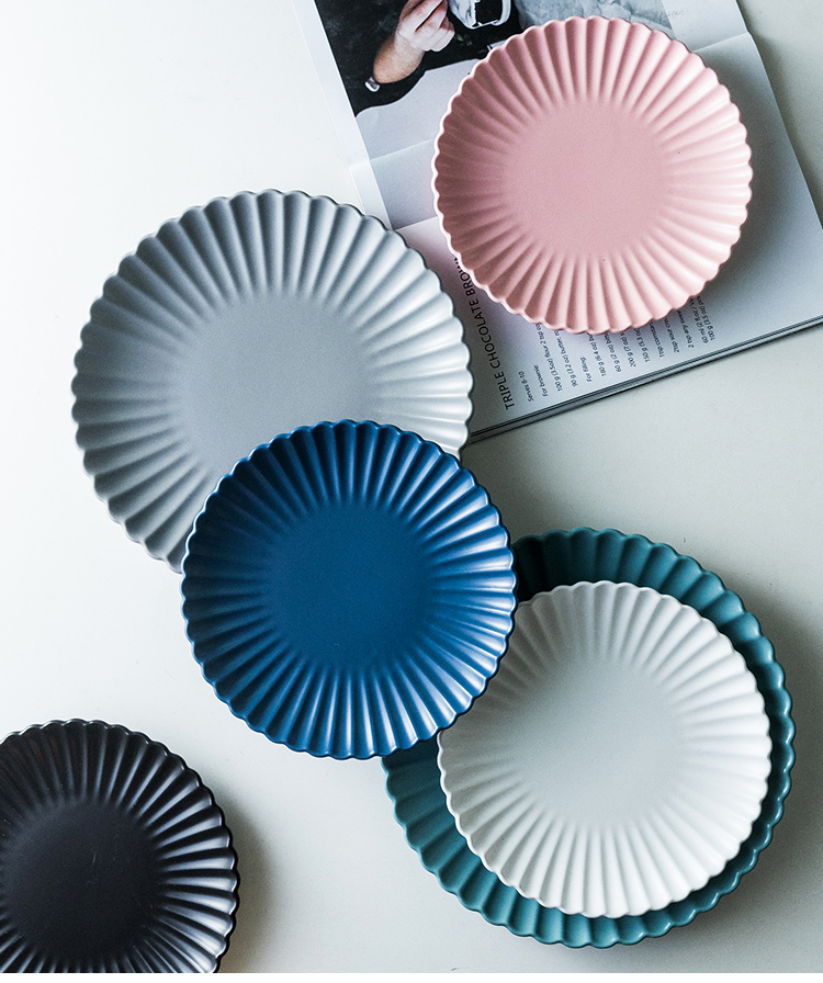 陶瓷盘子简约创意西餐盘早餐盘甜品餐具家用圆盘网红同款风