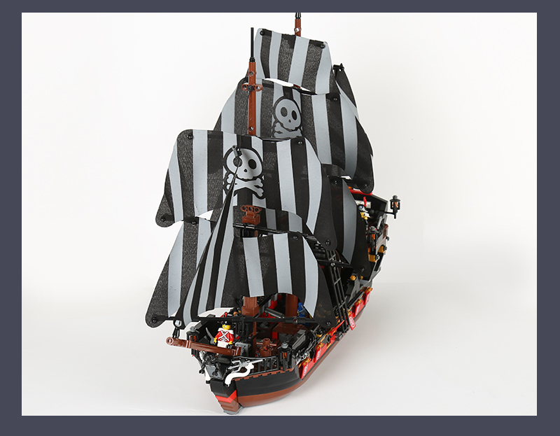 哲高积木海盗船之骷髅冒险号男孩子成年高难度拼装积木海盗船玩具模型
