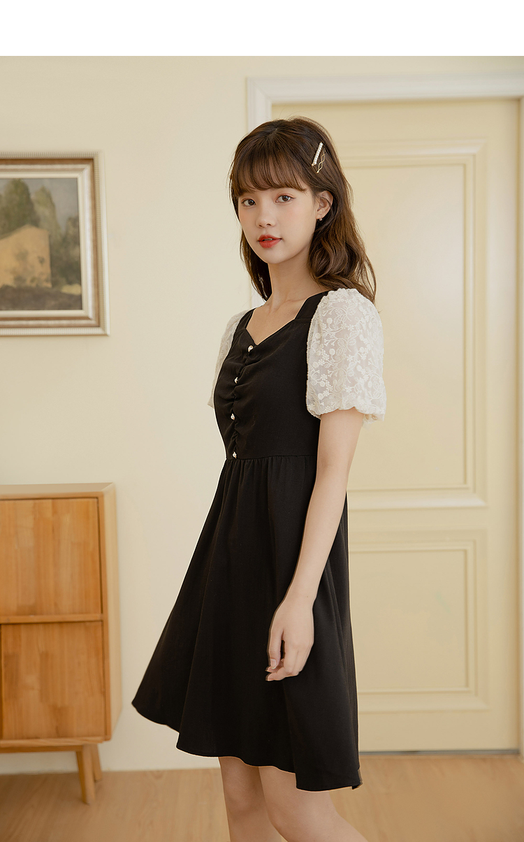 茵曼2021夏装新款复古桃心领褶皱珍珠扣绣花网纱花苞袖连衣裙法式【f