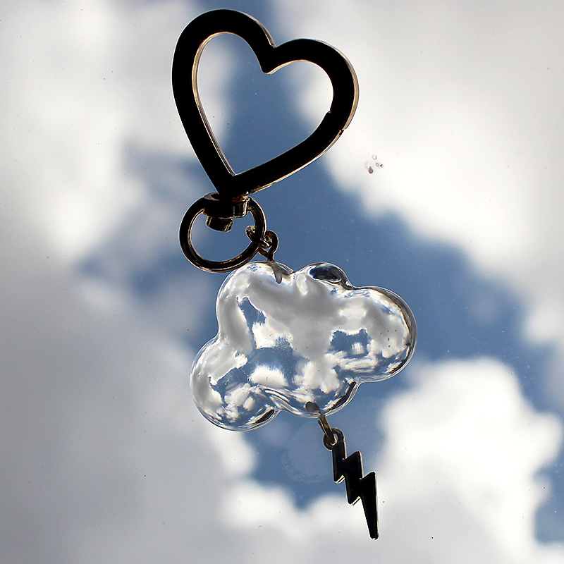 newlake云朵雷电爱心挂扣包包挂件汽车钥匙扣3色