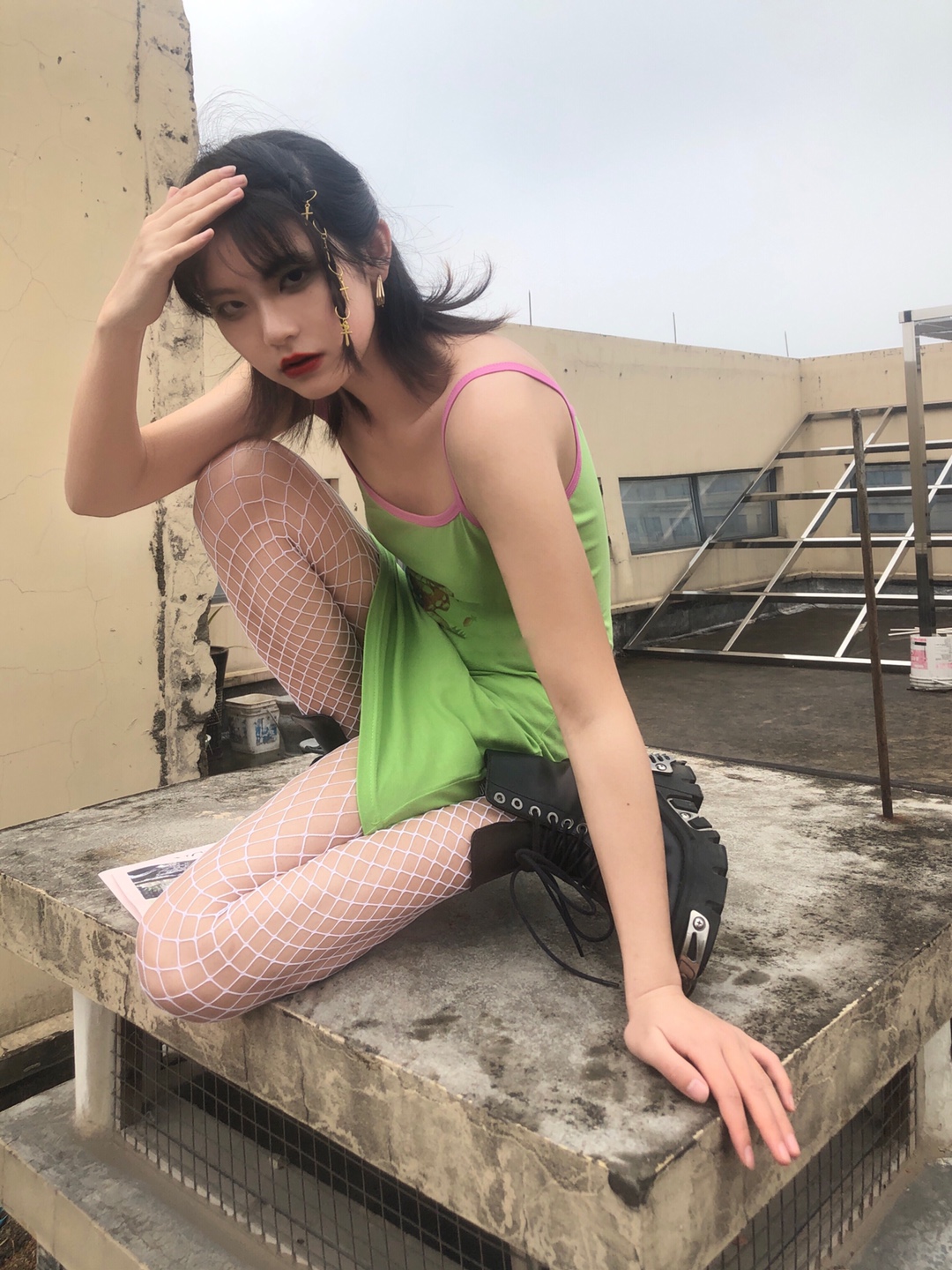 可莉允韩版小清新时尚漏洞百搭白色网格打底丝袜鱼网袜子破洞网格袜女