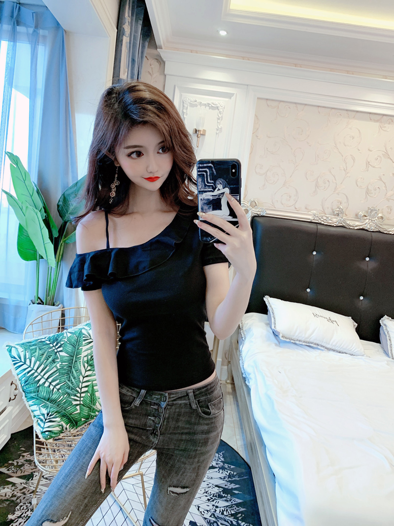 锐倪性感斜肩上衣女夏季荷叶边短袖紧身显瘦短款心机设计感露单肩t恤