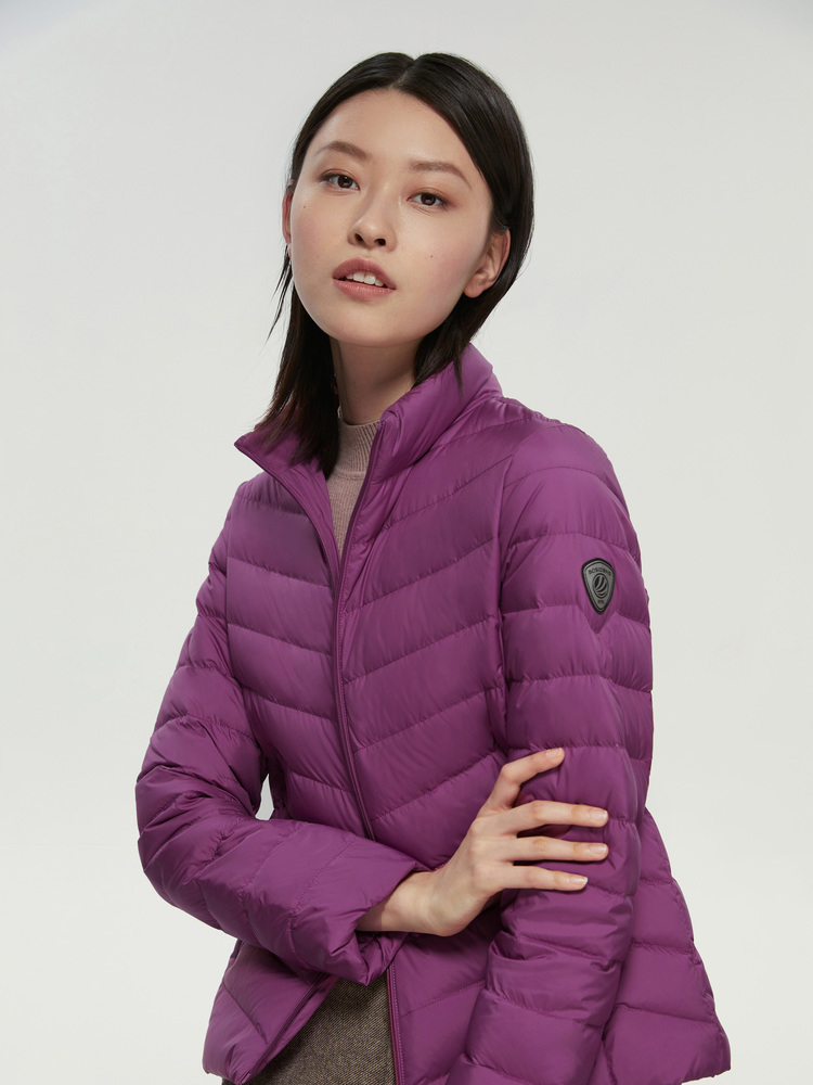 波司登2020年新款短款轻便柔肤羽绒服女轻薄冬季外套b00131006