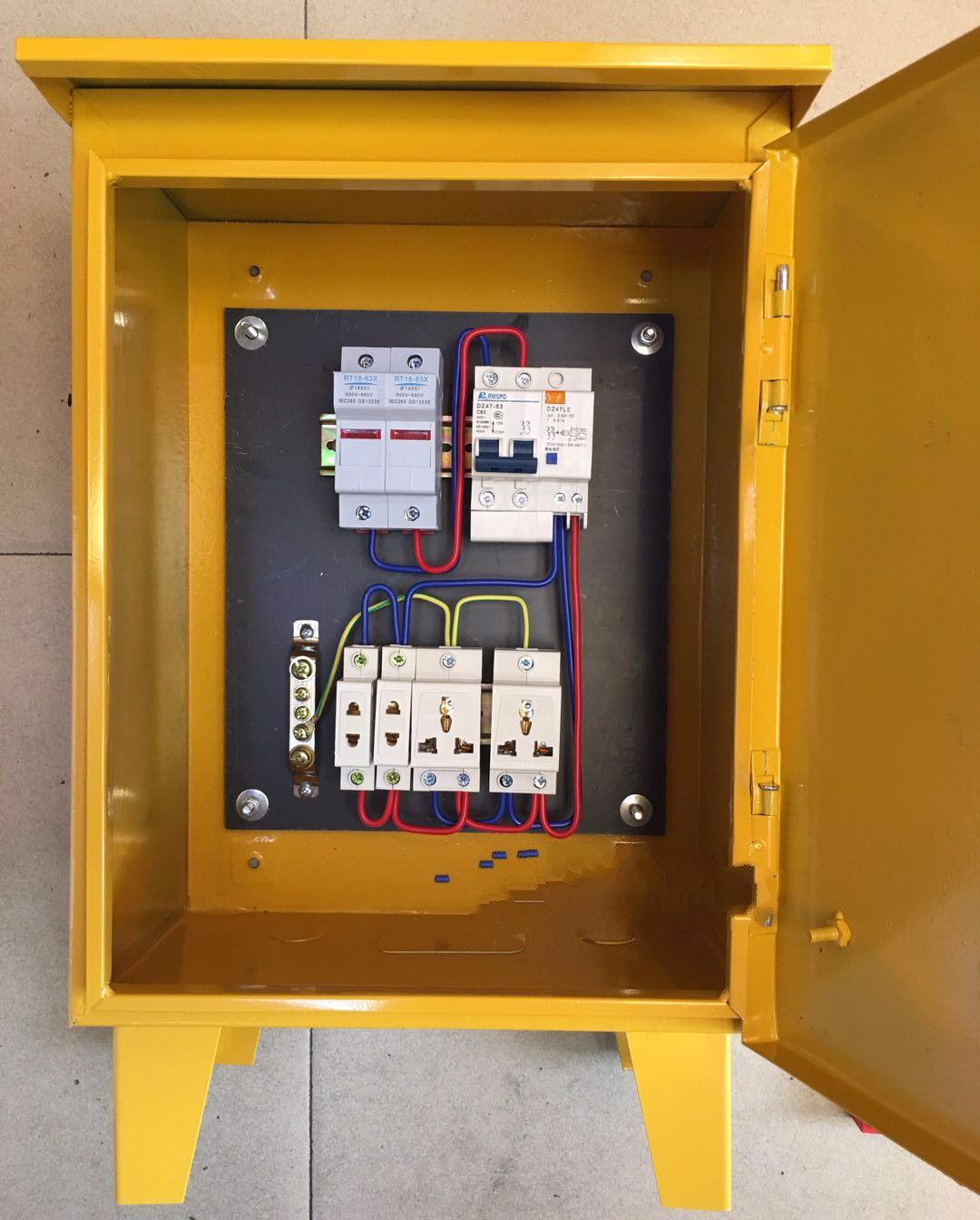 工地临时家装装修装饰配电箱插座电源照明动施工二级三级配电箱