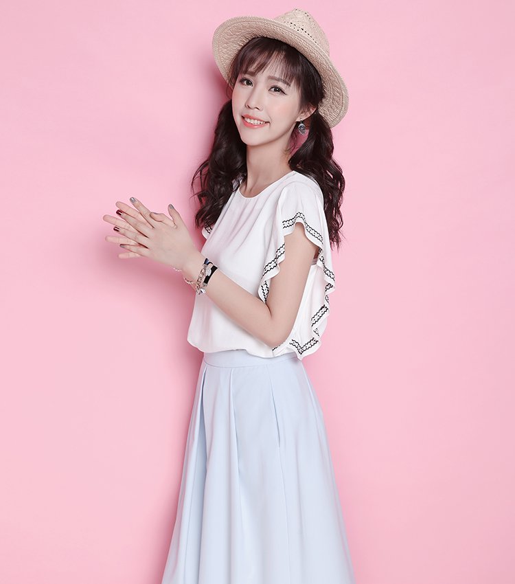 福利款拉夏贝尔大荷叶袖圆领雪纺衫