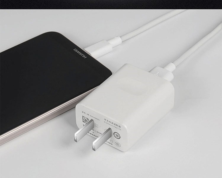 适用华为nova4e/5i荣耀7/8/9/畅玩8c充电器18w畅享7plus 9v2a大头 快