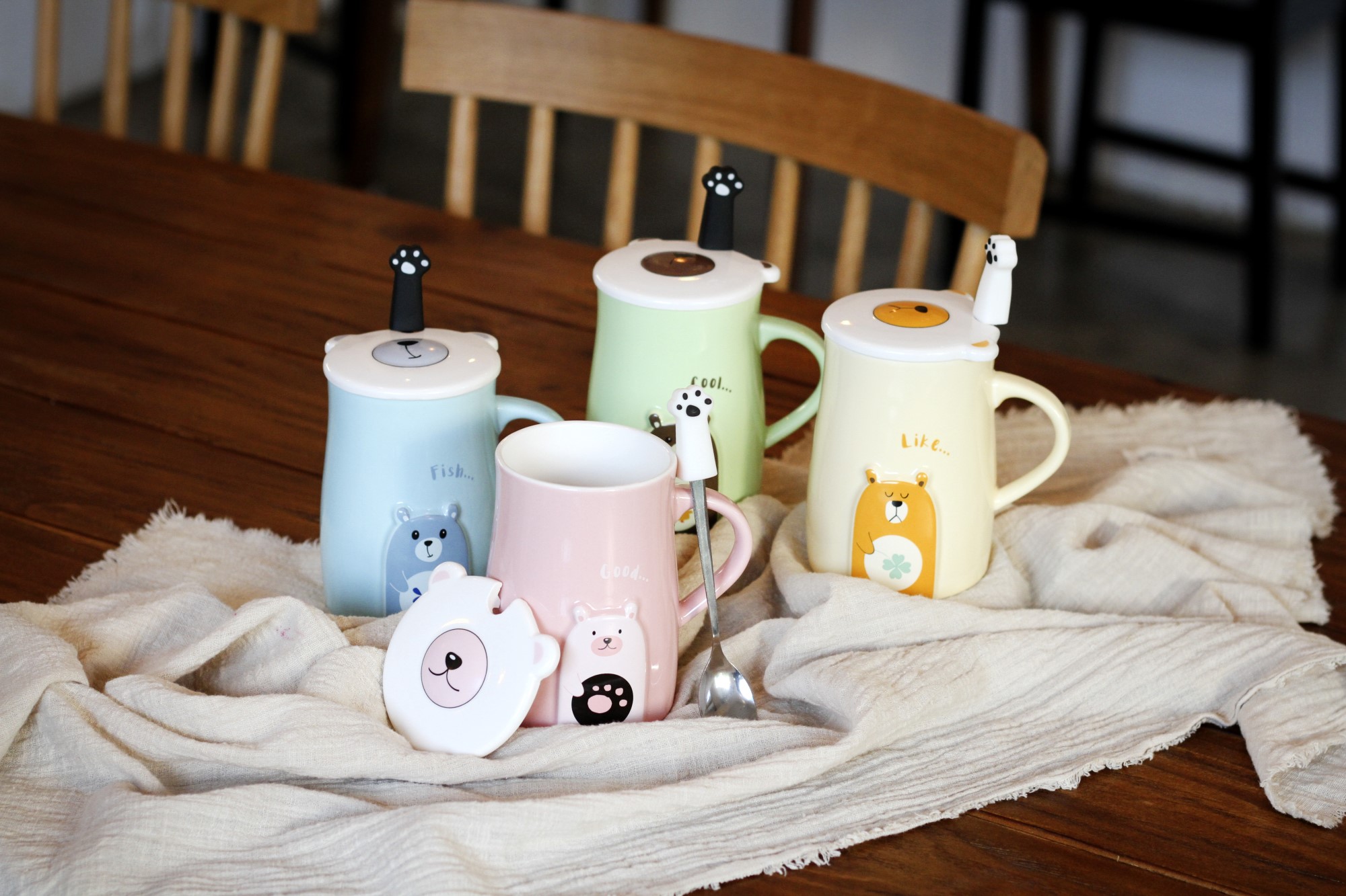 粉红色精美礼盒包装送盖勺 创意卡通陶瓷杯子马克杯情侣水杯办公杯