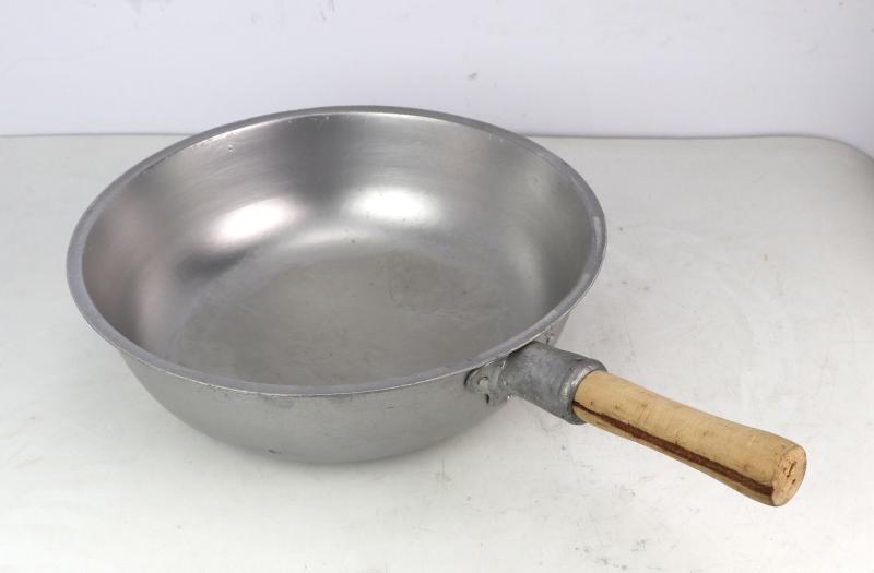 艺呈3234cm木柄铝炒锅铝炒勺铝炒飘不生锈炒锅老工艺更耐用豪华木柄