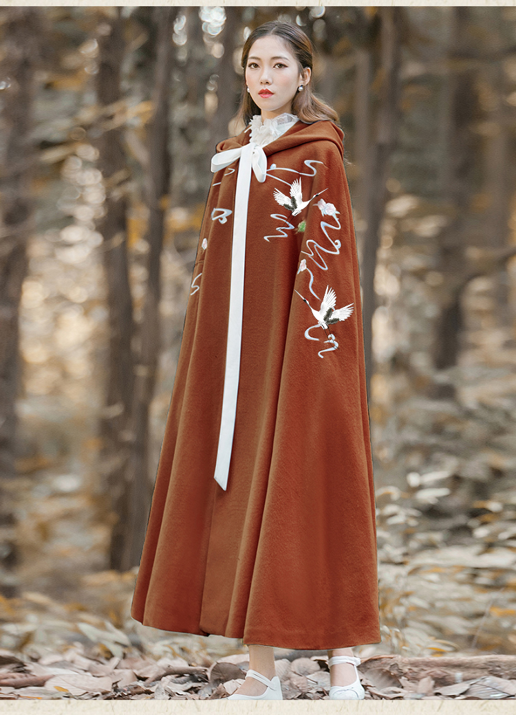 热卖复古汉服刺绣斗篷女秋冬装连帽长款披风加厚保暖毛呢外套宽松大衣