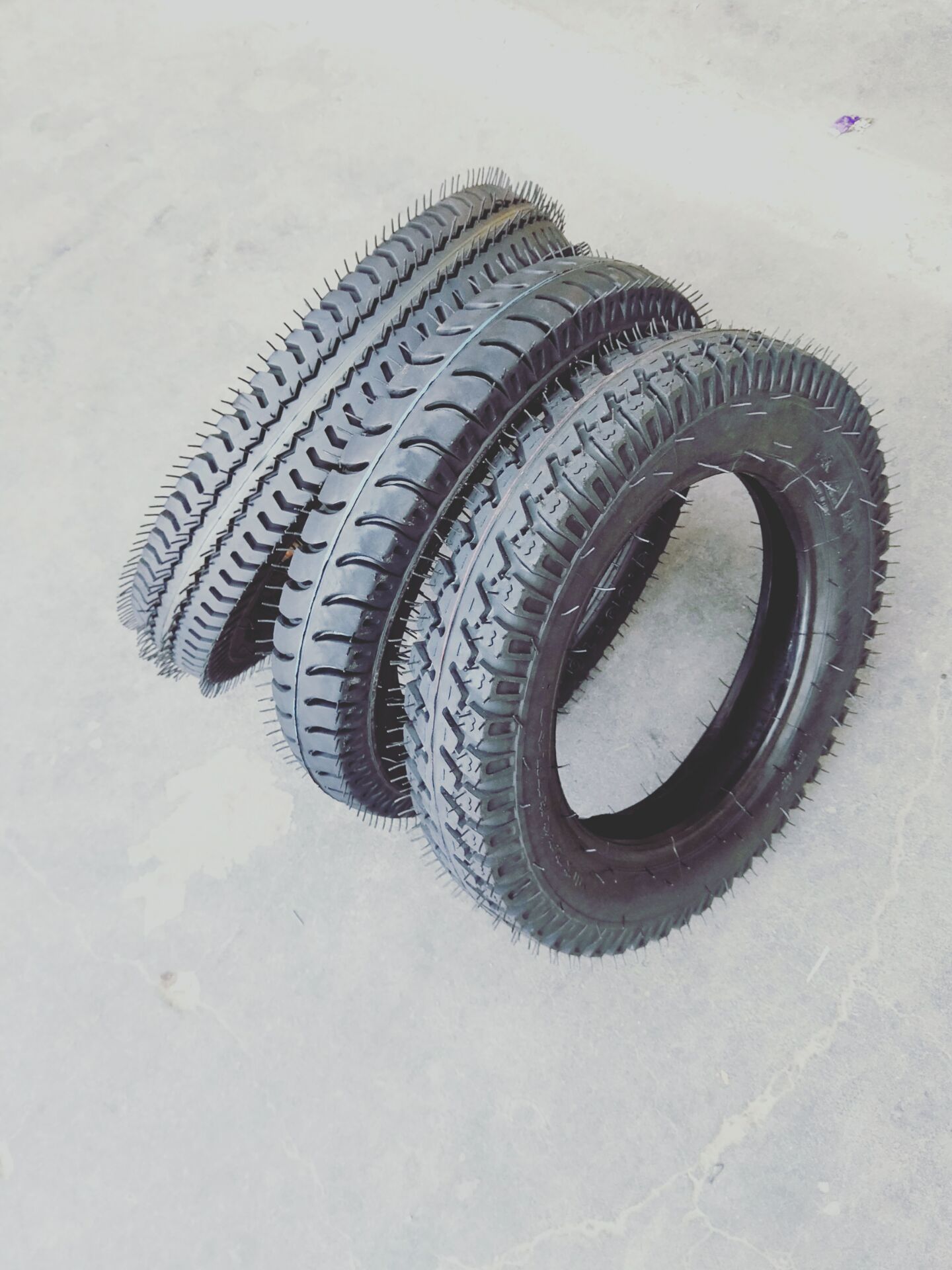 农用拖拉机三轮车400-12450-16 500-14 550-16烟斗 羊角混曲轮胎 500