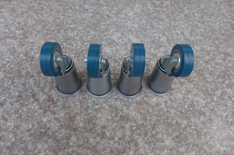 幼儿园专用铁套万向轮儿童床轮子小床轱辘帆布床配套铁轮滑轮