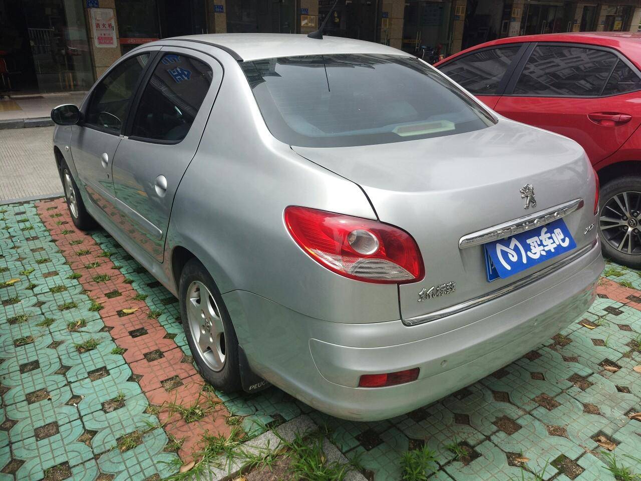 订金销售2011款标致207三厢14手动驭乐版分期购二手汽车