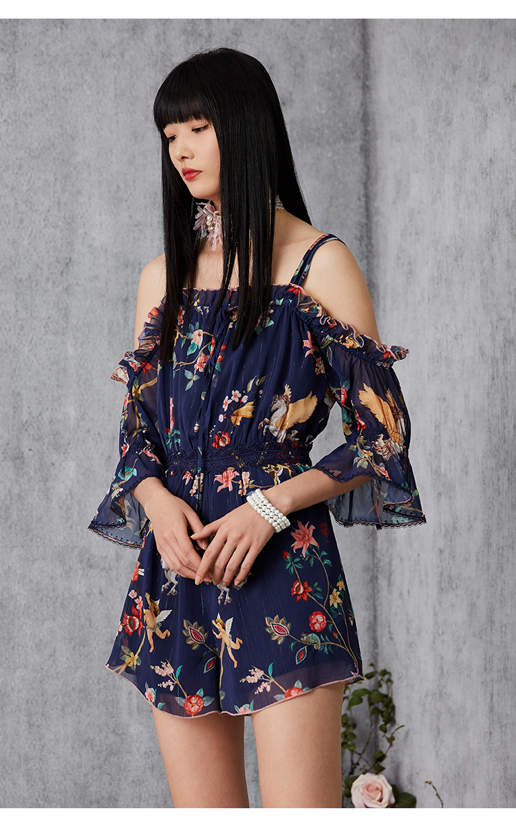 菲儿女装2020新款碎花连衣裙吊带雪纺印花连衣裙