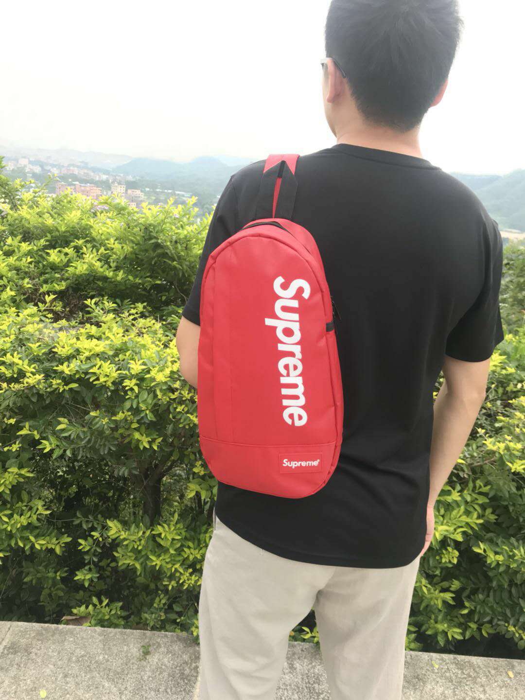 supreme胸包大胸包韩版斜挎包男女通用户外学生单肩包死飞包腰包